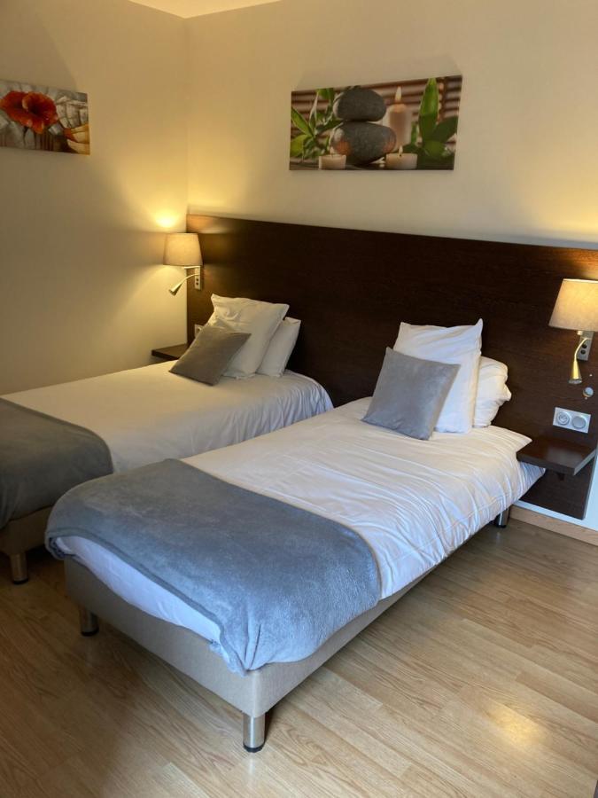 Hotel Le Saint Patrice Bayeux Bagian luar foto