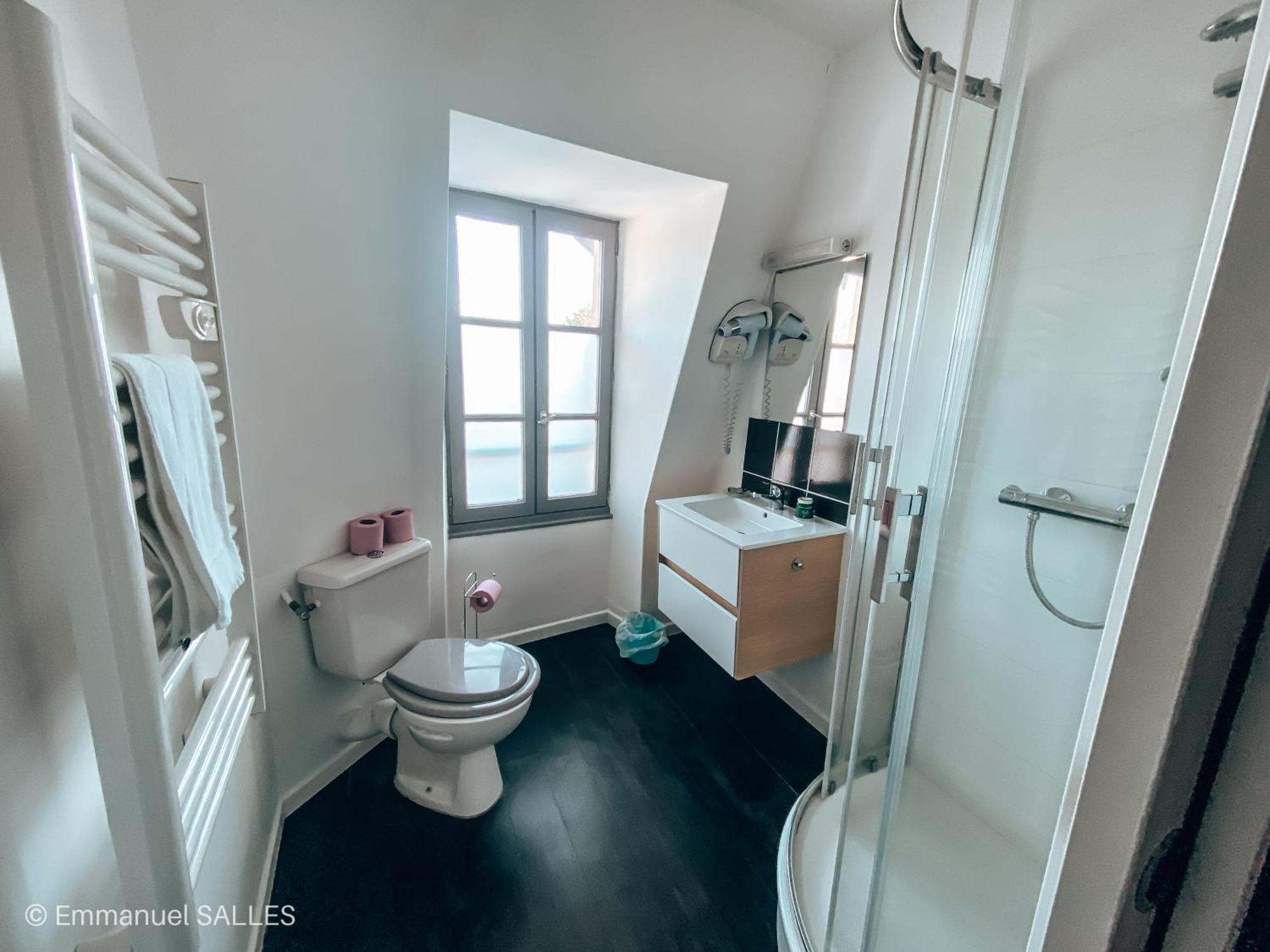 Hotel Le Saint Patrice Bayeux Bagian luar foto