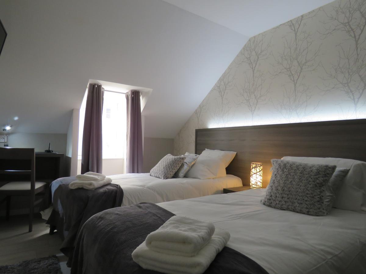 Hotel Le Saint Patrice Bayeux Bagian luar foto