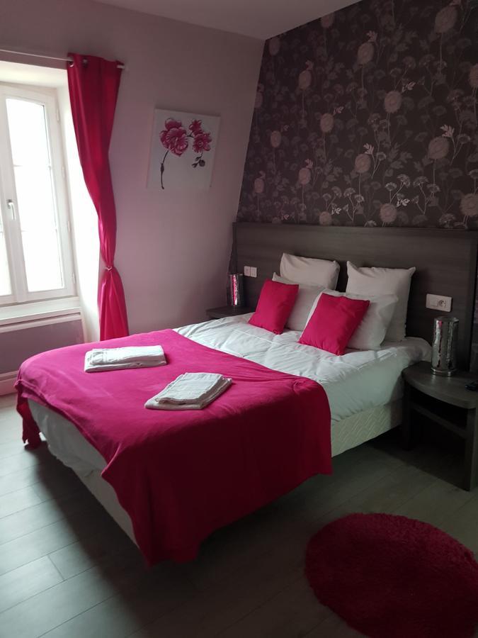 Hotel Le Saint Patrice Bayeux Bagian luar foto